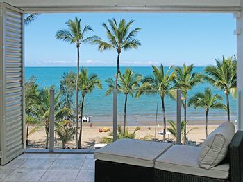 Hotel Island Views