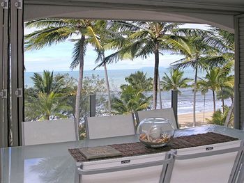 Hotel Island Views