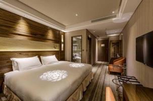 Green World Station Hotel