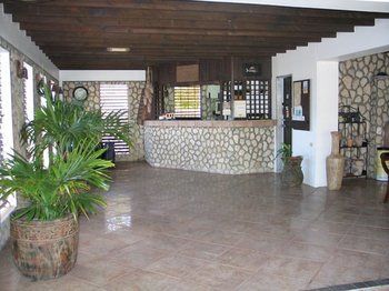 Hotel Sandy Point Village