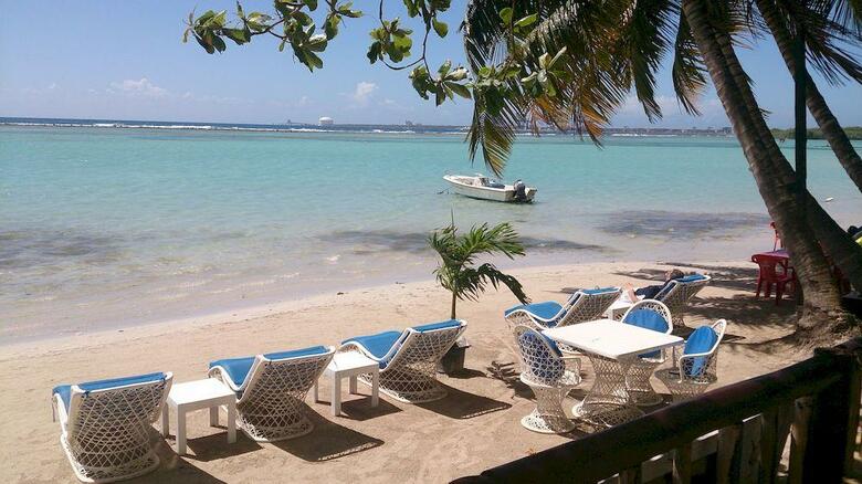 Hotel Village On The Beach