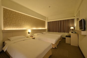 Green World New World Hotel