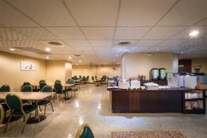 Green World New World Hotel