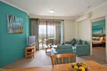 Hotel Ramada Marcoola Beach