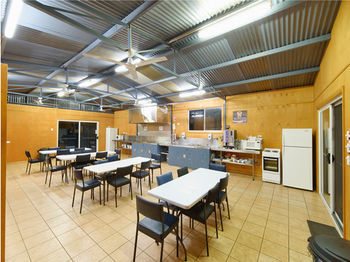 Cabana Big 4 St Helens Holiday Park