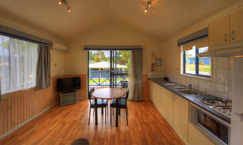 Cabana Big 4 St Helens Holiday Park