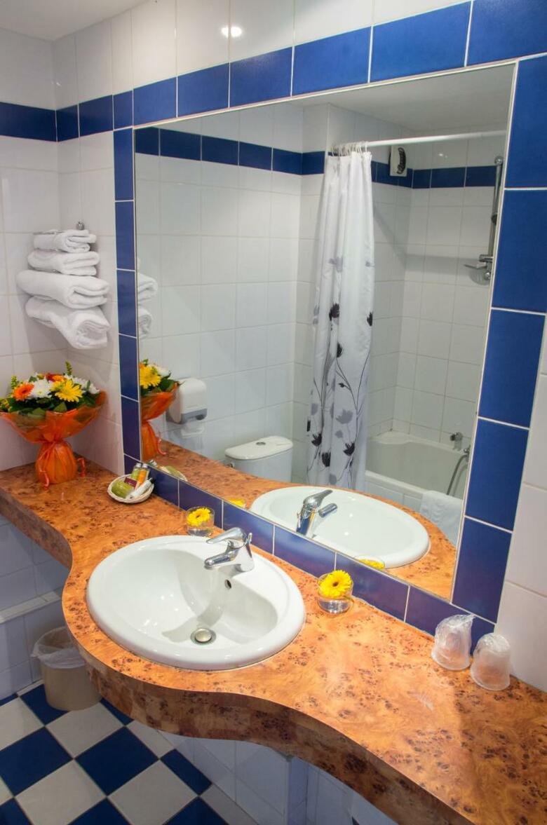 Hotel Kyriad - Gap