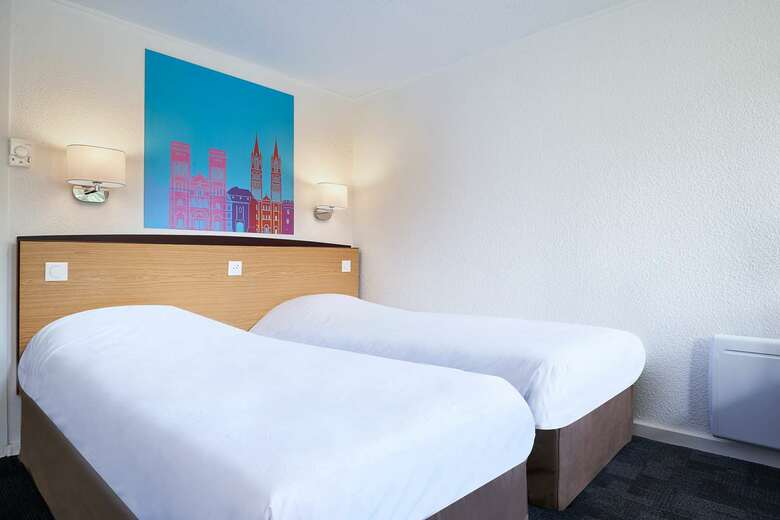 Hotel Kyriad Direct Evreux