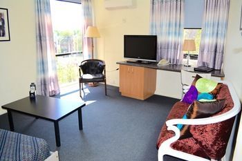 Albert Heights Serviced Apartments