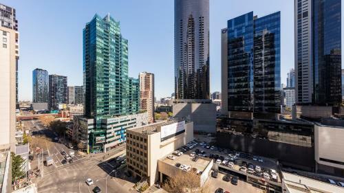 Aparthotel Oaks Wrap On Southbank