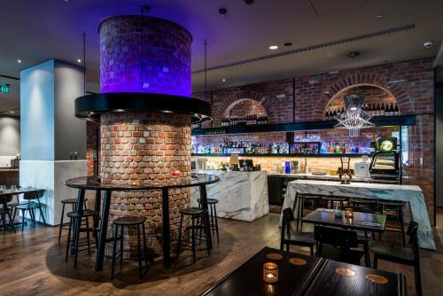 Aparthotel Oaks Wrap On Southbank