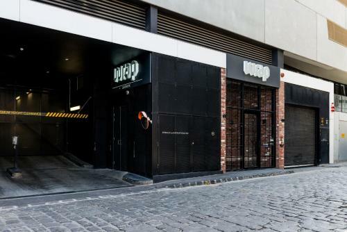 Aparthotel Oaks Wrap On Southbank