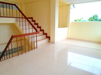 Hotel S Vittayakorn Apartment