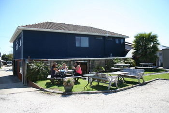 Turtle Cove Accommodation - Hostel