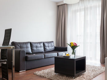 Chopin Apartments Platinum Towers