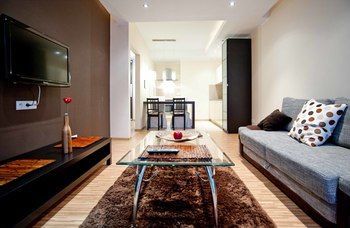 Chopin Apartments Platinum Towers