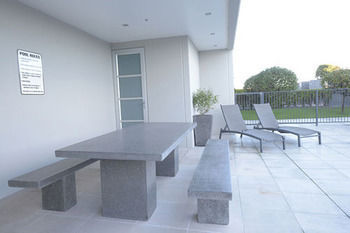 Waimahana Apartment 13