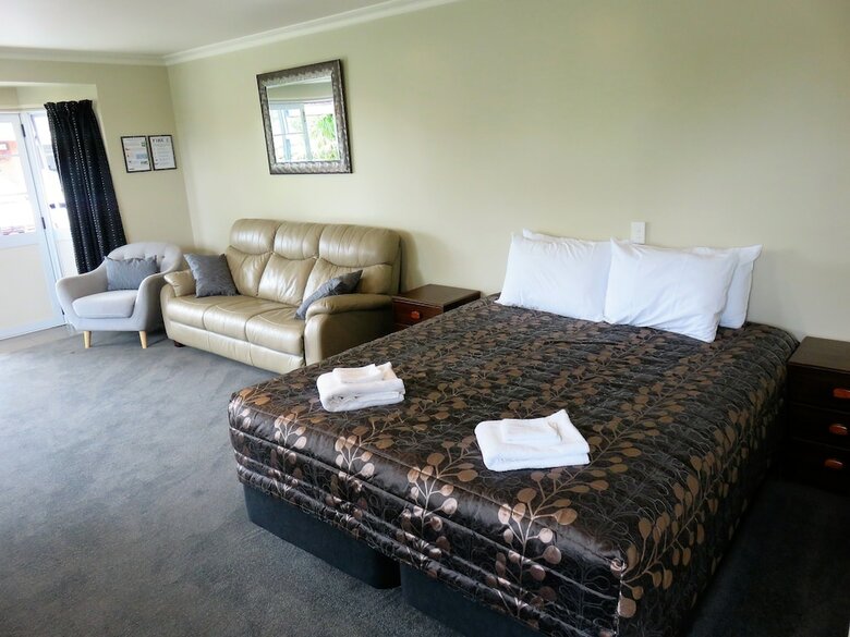 Hotel Admirals Motor Lodge