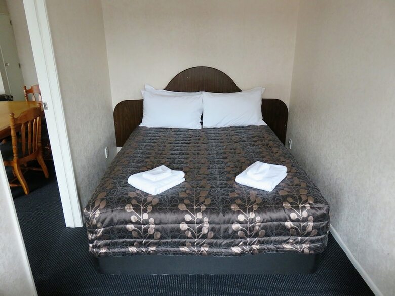 Hotel Admirals Motor Lodge