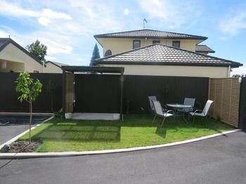 Ellena Court Motel