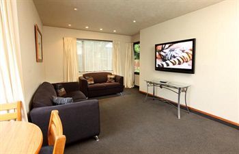 Airport Gateway Motor Lodge