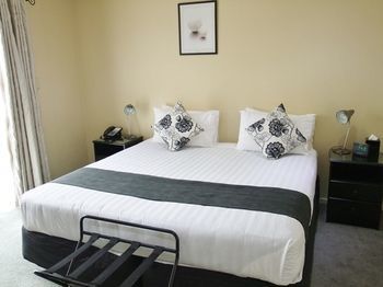 Abbella Lodge Motel