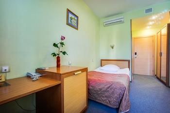 Hotel Nevsky Bereg 93