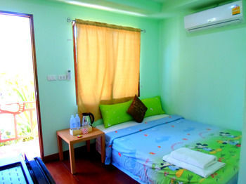 Hotel Rewadee Garden Resort