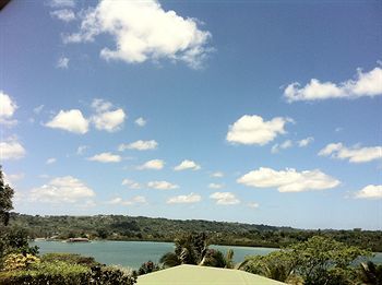 Hotel Tradewinds Villas