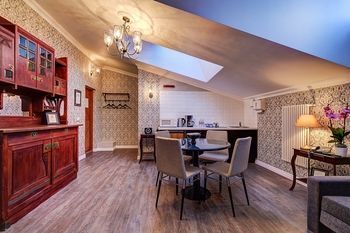 Pushka Inn Hotel