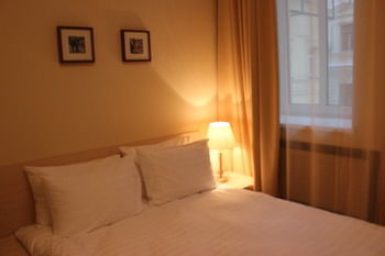 Leonart Hotel