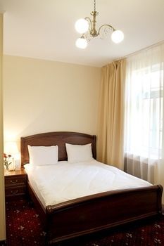 Leonart Hotel