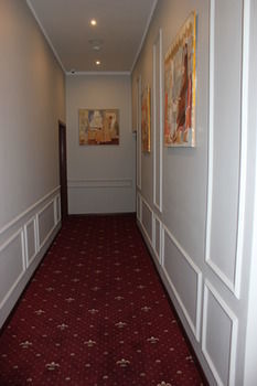 Leonart Hotel
