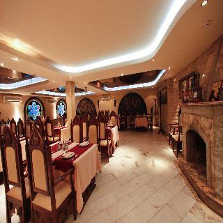 Ryan Johnson Hotel
