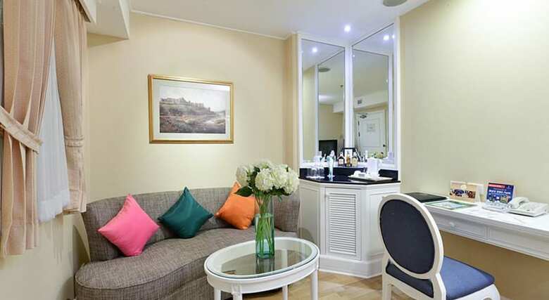 Hotel Executive Club At Windsor