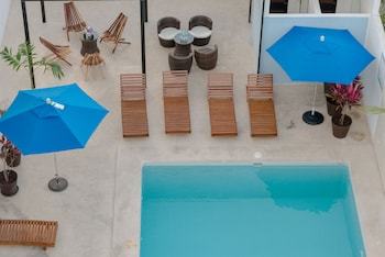 Aparthotel Encantada Condohotel