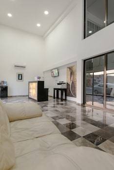 Aparthotel Encantada Condohotel