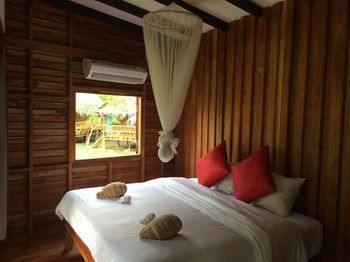 Hotel The Ford Sunset Beach Resort