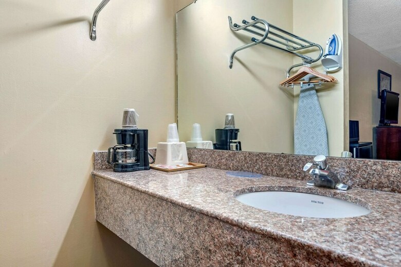 Hotel Econo Lodge Inn And Suites