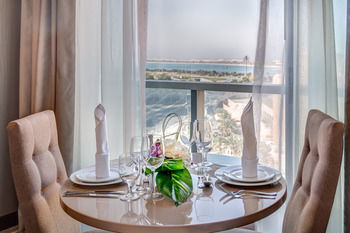Hotel Hawthorn Suites By Wyndham Abu Dhabi City Centre