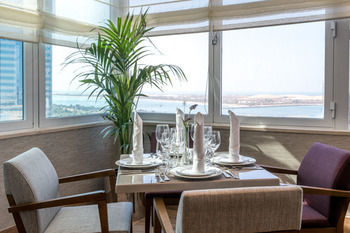 Hotel Hawthorn Suites By Wyndham Abu Dhabi City Centre