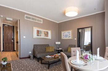 Hotel Hawthorn Suites By Wyndham Abu Dhabi City Centre