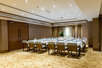Hotel Hawthorn Suites By Wyndham Abu Dhabi City Centre