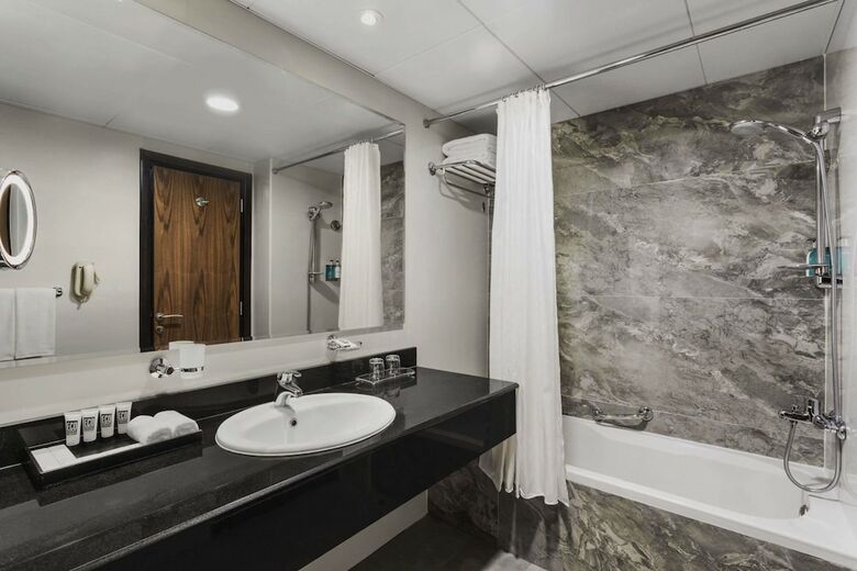 Hotel Hawthorn Suites By Wyndham Abu Dhabi City Centre