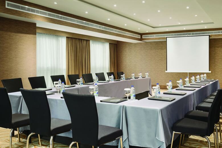 Hotel Hawthorn Suites By Wyndham Abu Dhabi City Centre