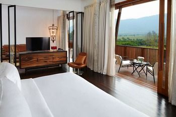 Hotel Boribot Pool Resort