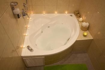 Elis Hotel