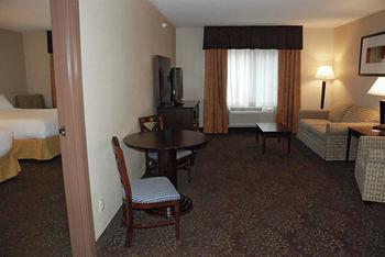 Holiday Inn Express Hotel & Suites Hill City