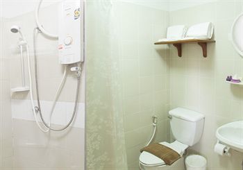 Hotel Uniserv Cmu