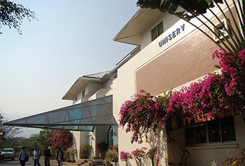 Hotel Uniserv Cmu